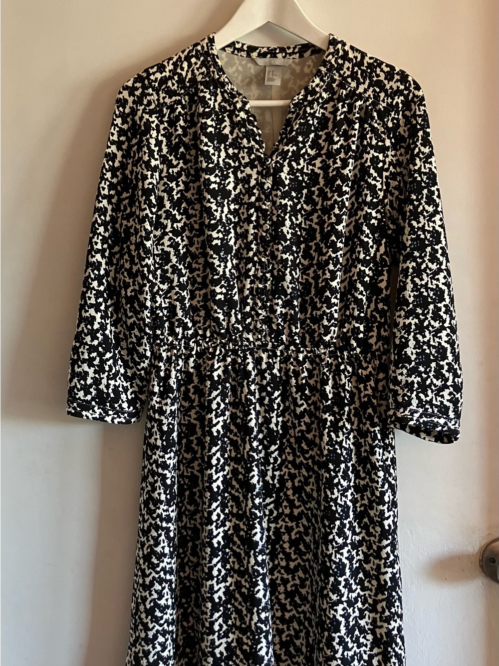 H&M Black, White, & Blue Cheetah Printed Midi Dress w/Elastic Waist, US SZ 10